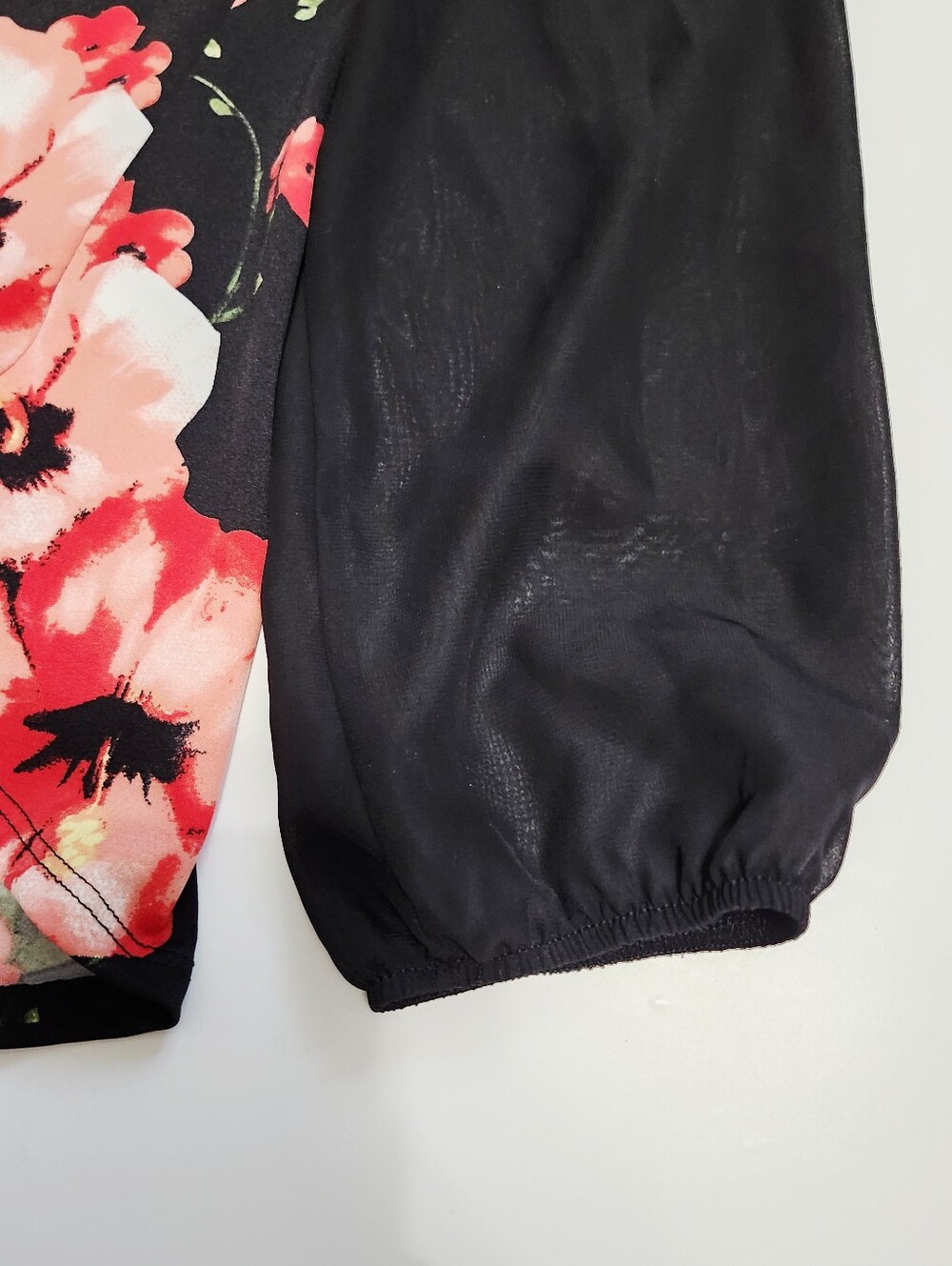 Laura sz L Cold-Shoulder Floral Blouse - Black with Red Floral Long Sleeves - Picture 6 of 11